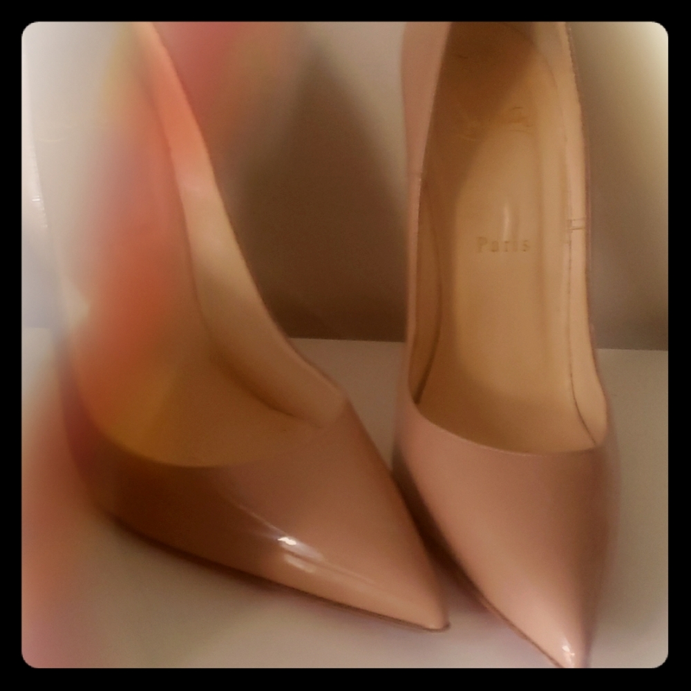 Christian Louboutin So Kate